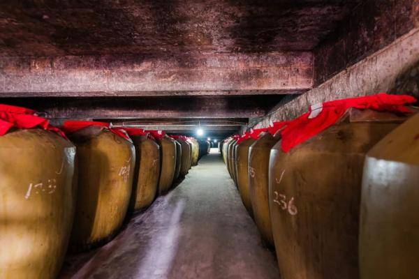 ‘Chinese Baijiu’ granted as the official English term for Chinese distilled spirit